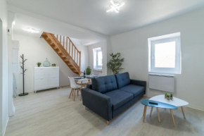 LE DUPLEX - PARKING GRATUIT+ WIFI + NETFLIX